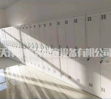 天津通风柜台面的维护